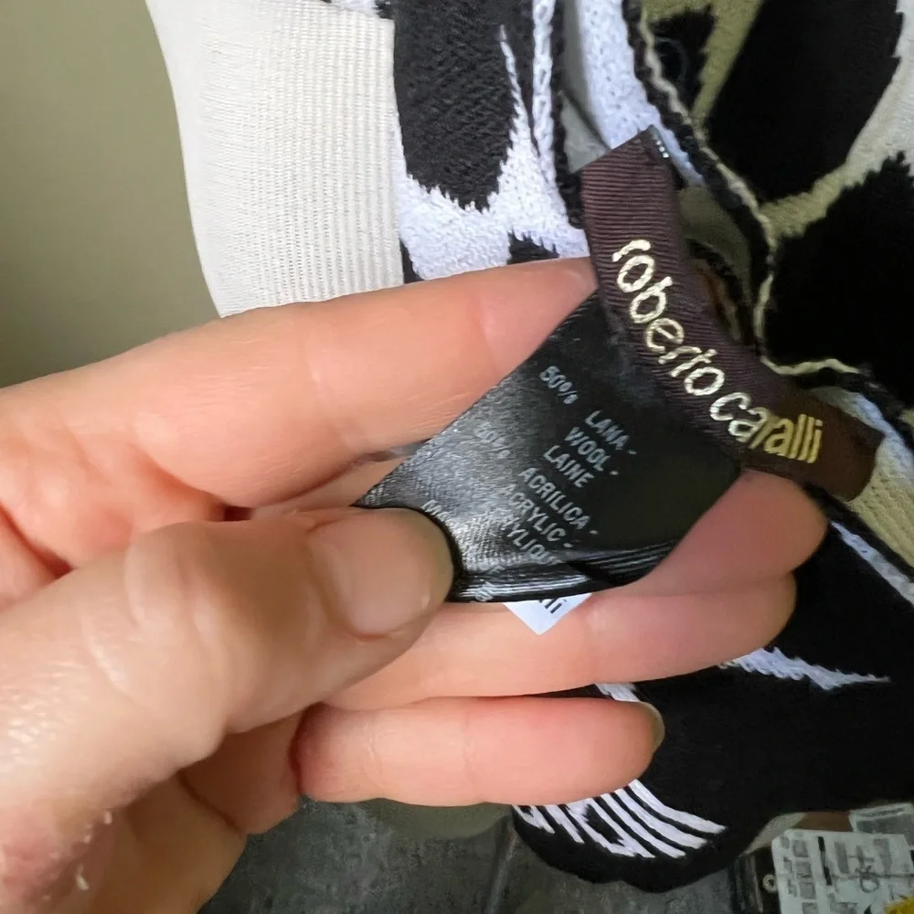 Roberto Cavalli Winter Scarf Black & White